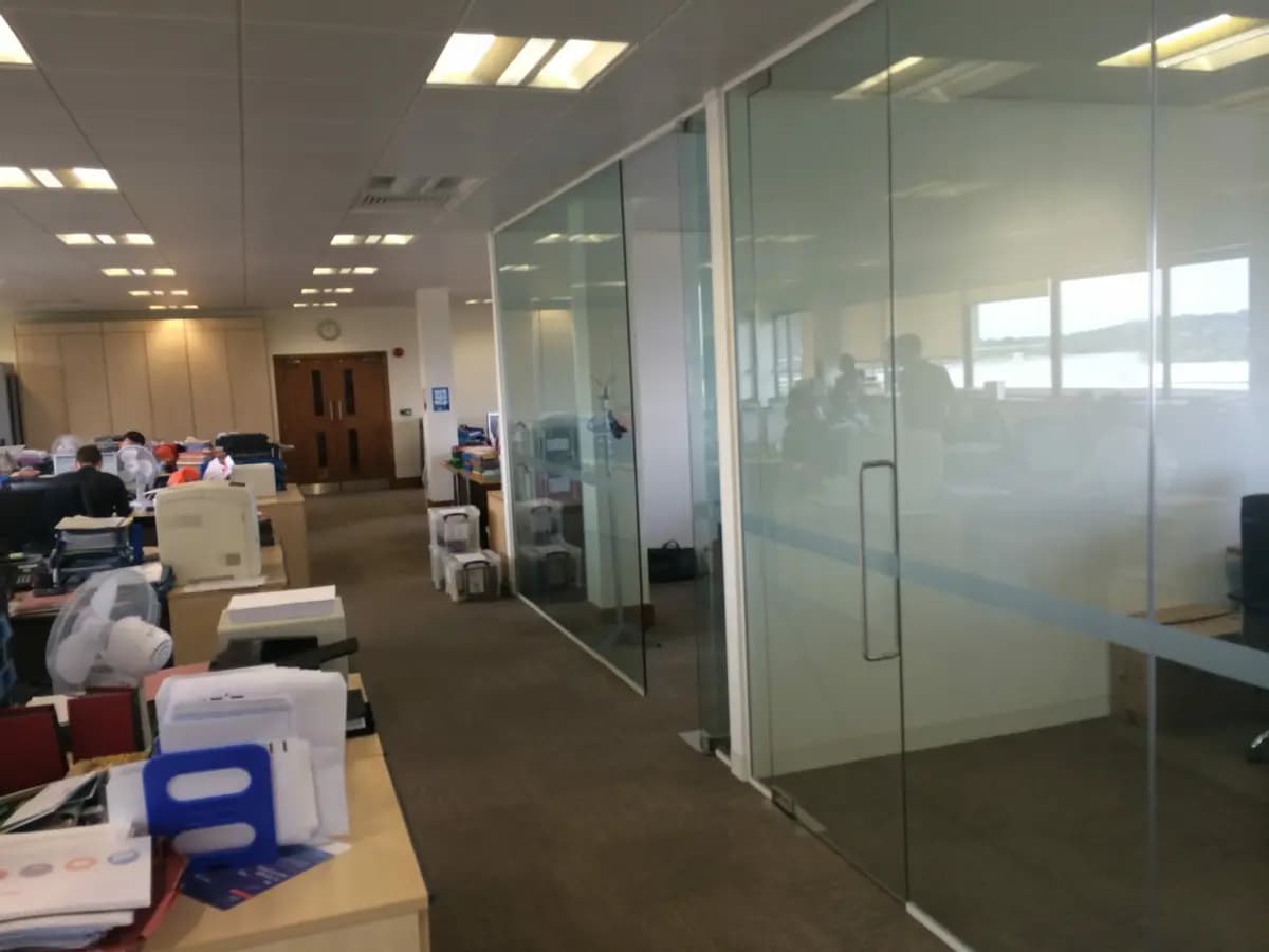 5 Signs that Indicate Your Office Needs A Refurbishment