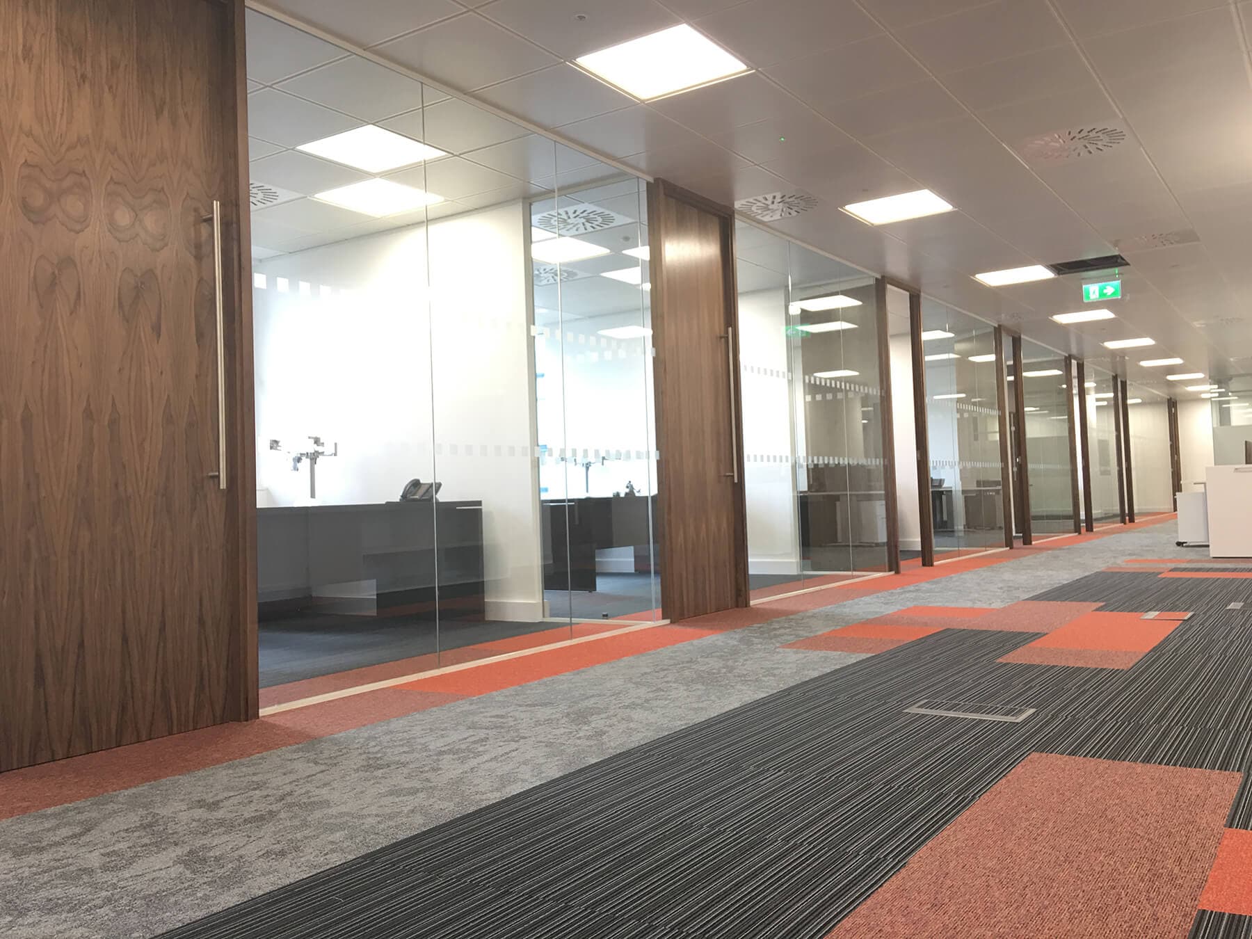 Smart Office Dividers: Transform Your Workspace in Minutes