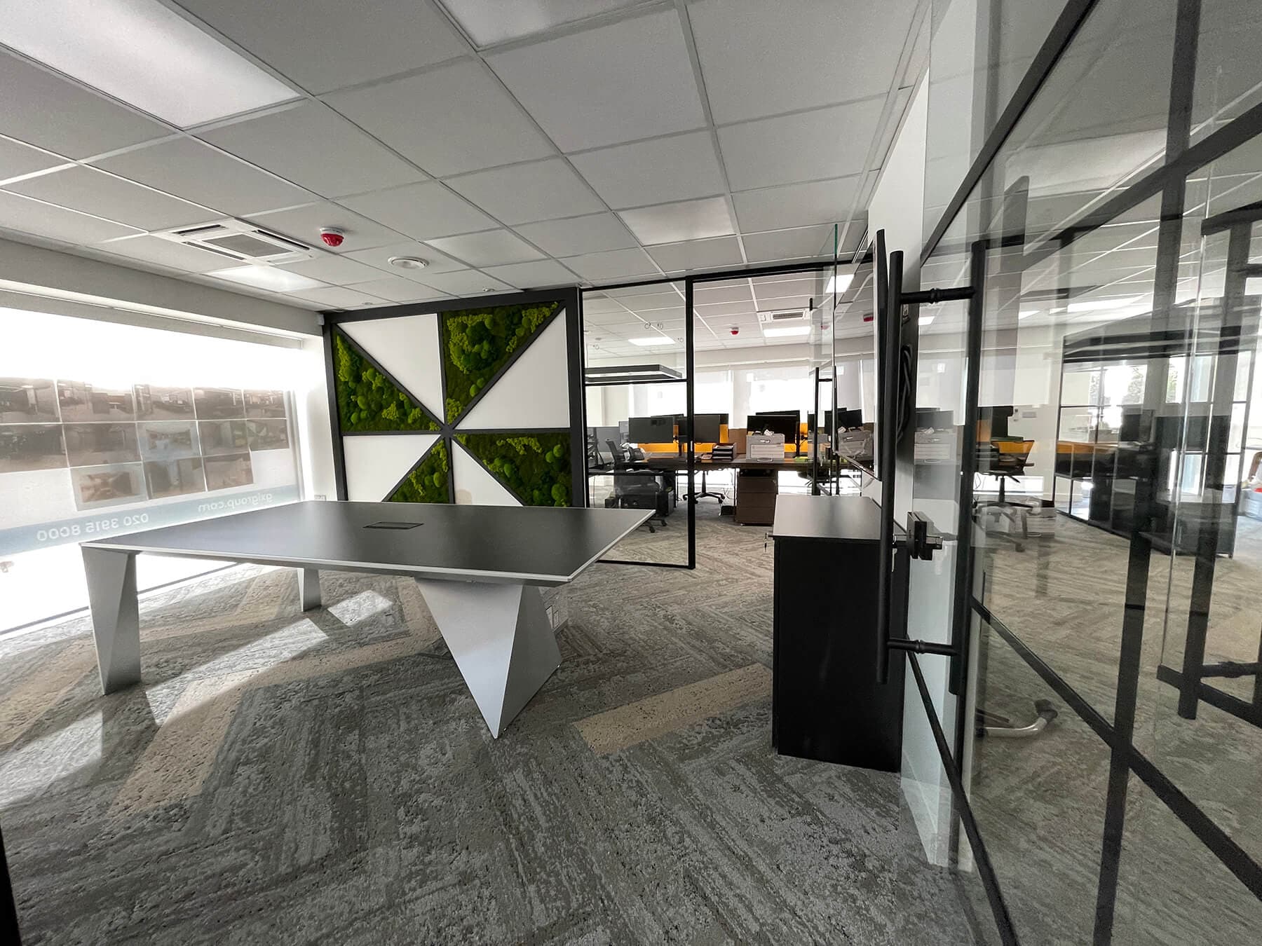 Transform Your Office Space: Smart Design Guide to Room Dividers