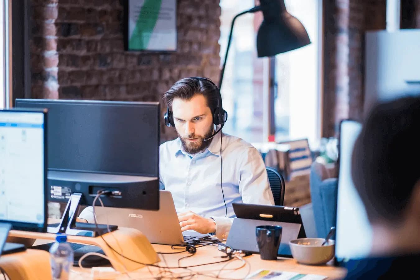 What’s The Best Office Layout For Customer Service Teams?